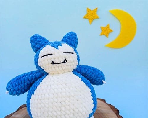 Blog libera passo a passo gratuito para confeccionar amigurumi do Pokémon Snorlax